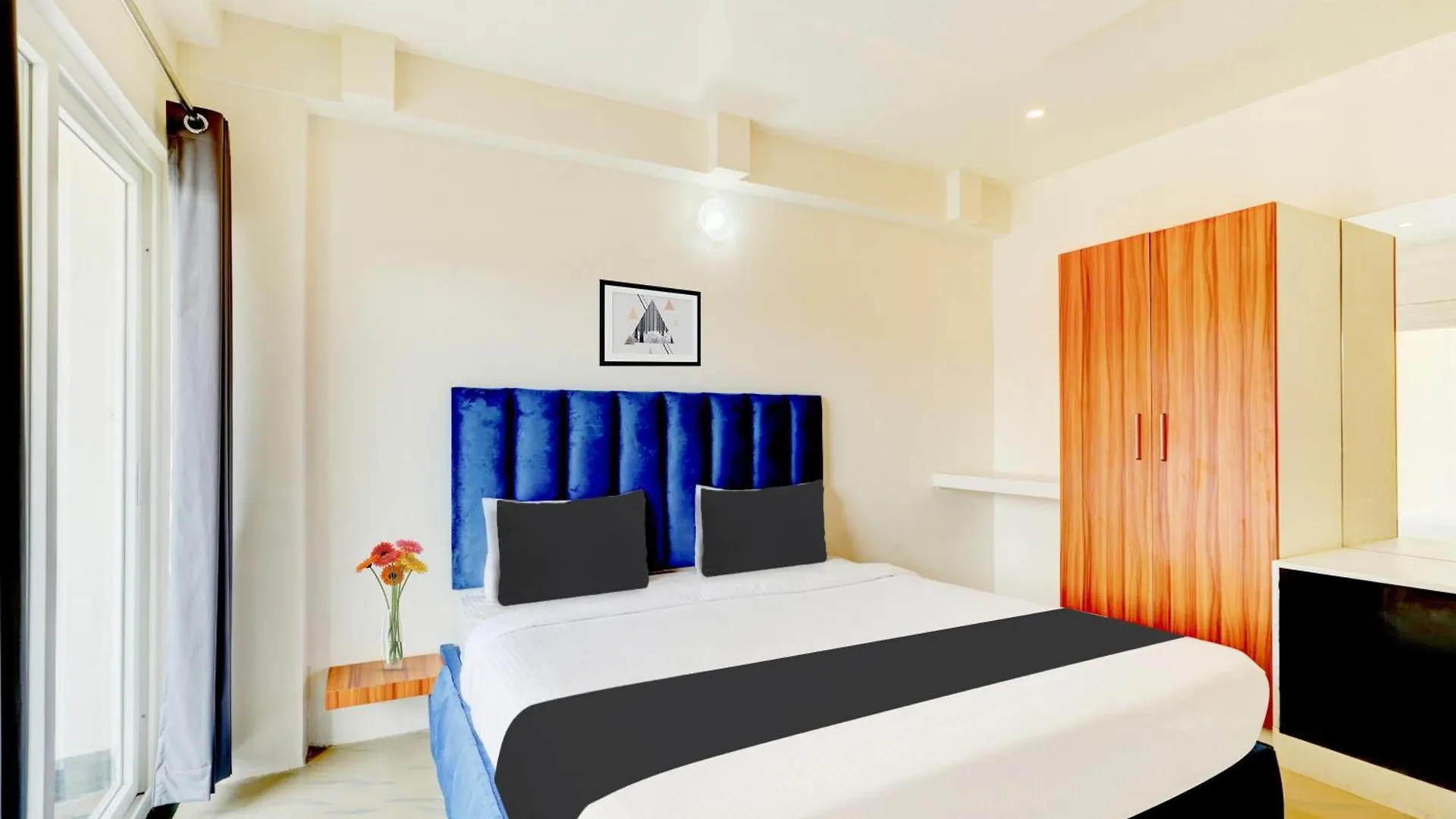 *** Hotel Townhouse Mysore Central India