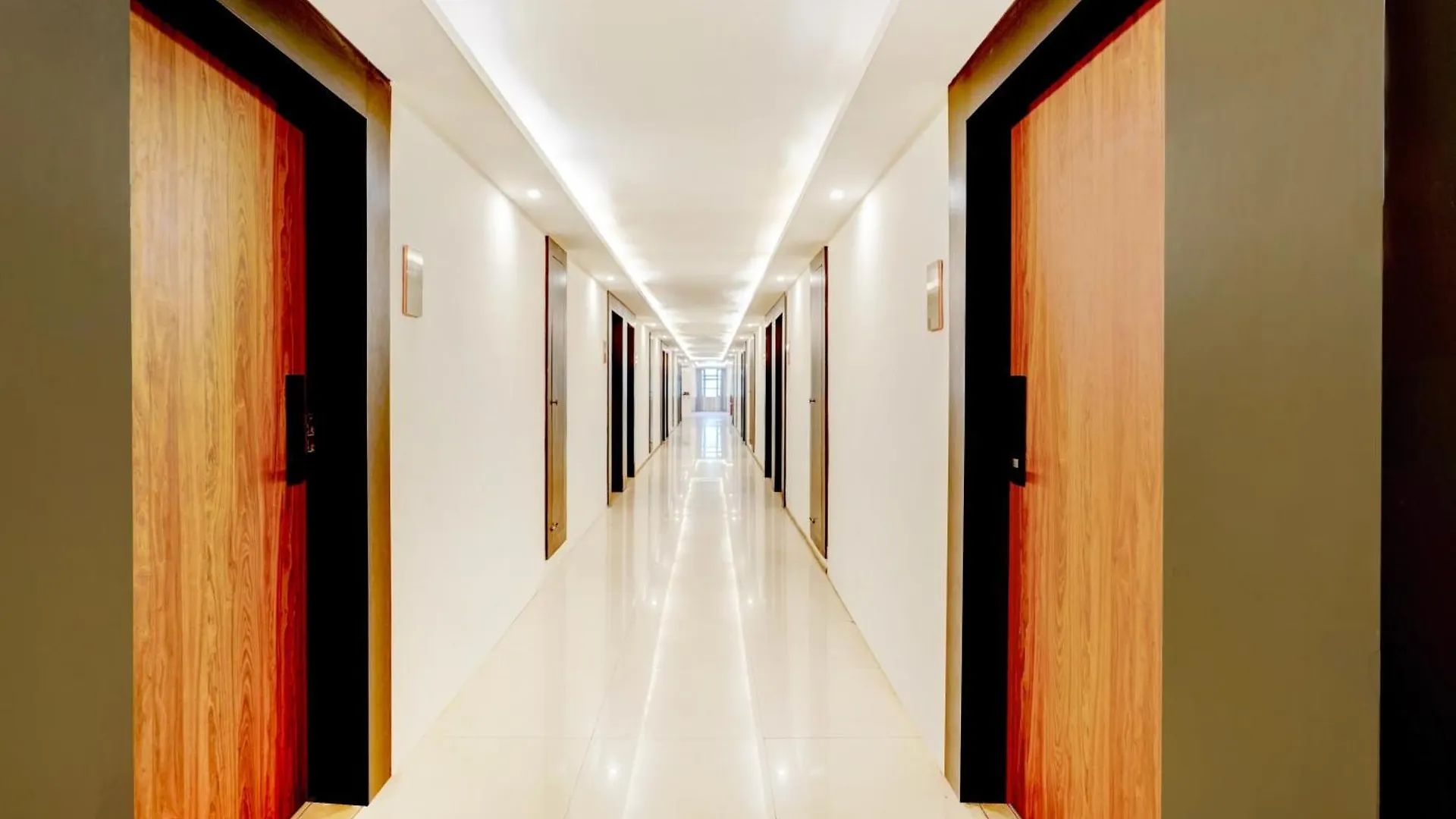 *** Hotel Townhouse Mysore Central India